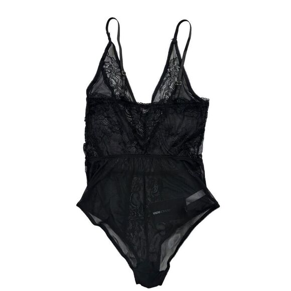 NWT Fashion Nova Lace Teddy Bodysuit - Picture 2 of 6